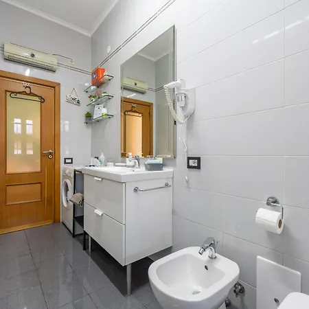 Interno27 - Fuorigrotta Apartment