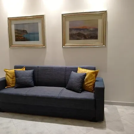 Interno27 - Fuorigrotta